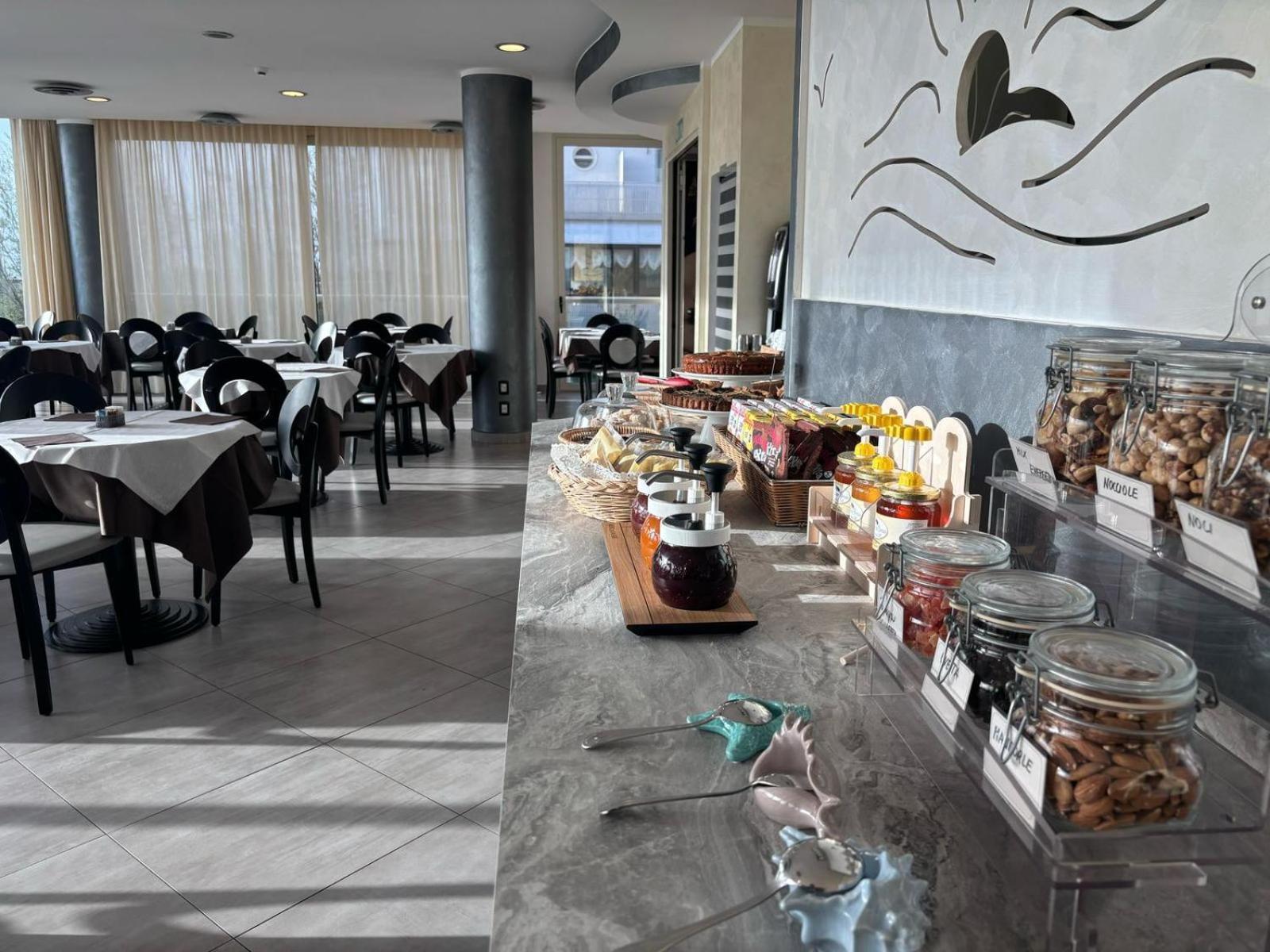 Abahotel Milano Marittima Zewnętrze zdjęcie