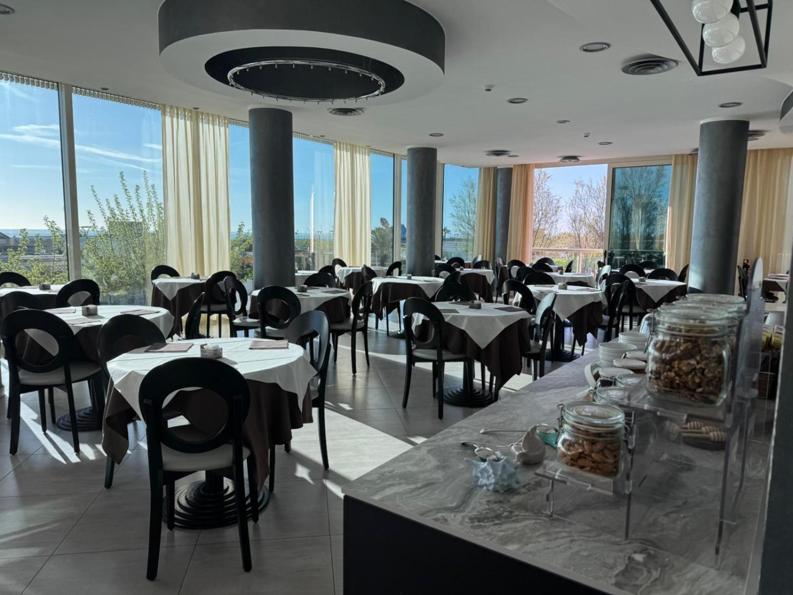 Abahotel Milano Marittima Zewnętrze zdjęcie
